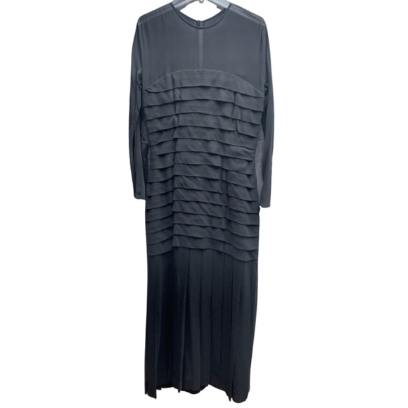 Carmen Marc Valvo Dresses & Skirts - Carmen Marc Valvo Black Silk Maxi Dress With Sheer Sleeves, Tiered, Sz 10